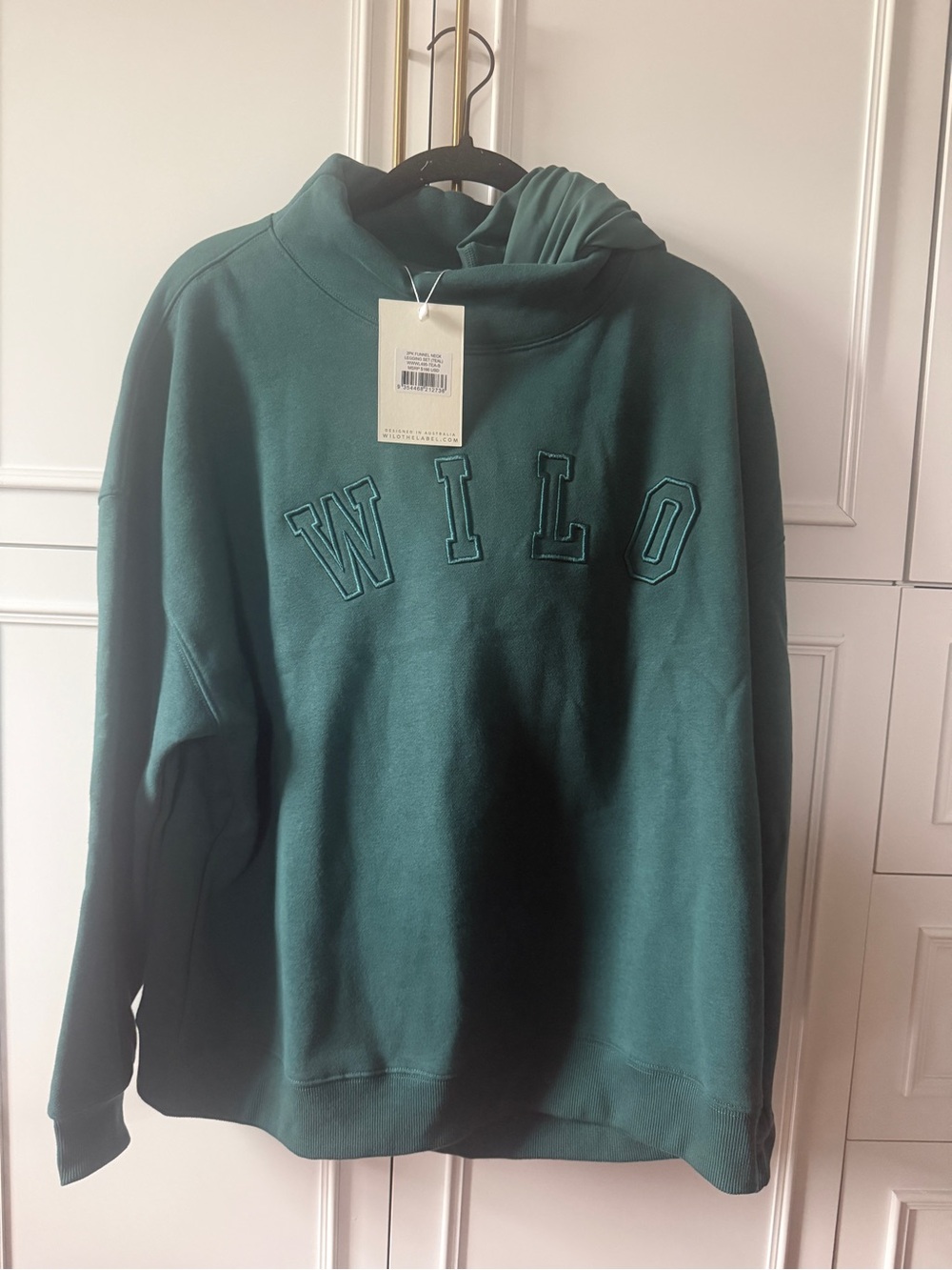 WILLO Embroidered Crewneck Sweater and leggings set in Deep Teal